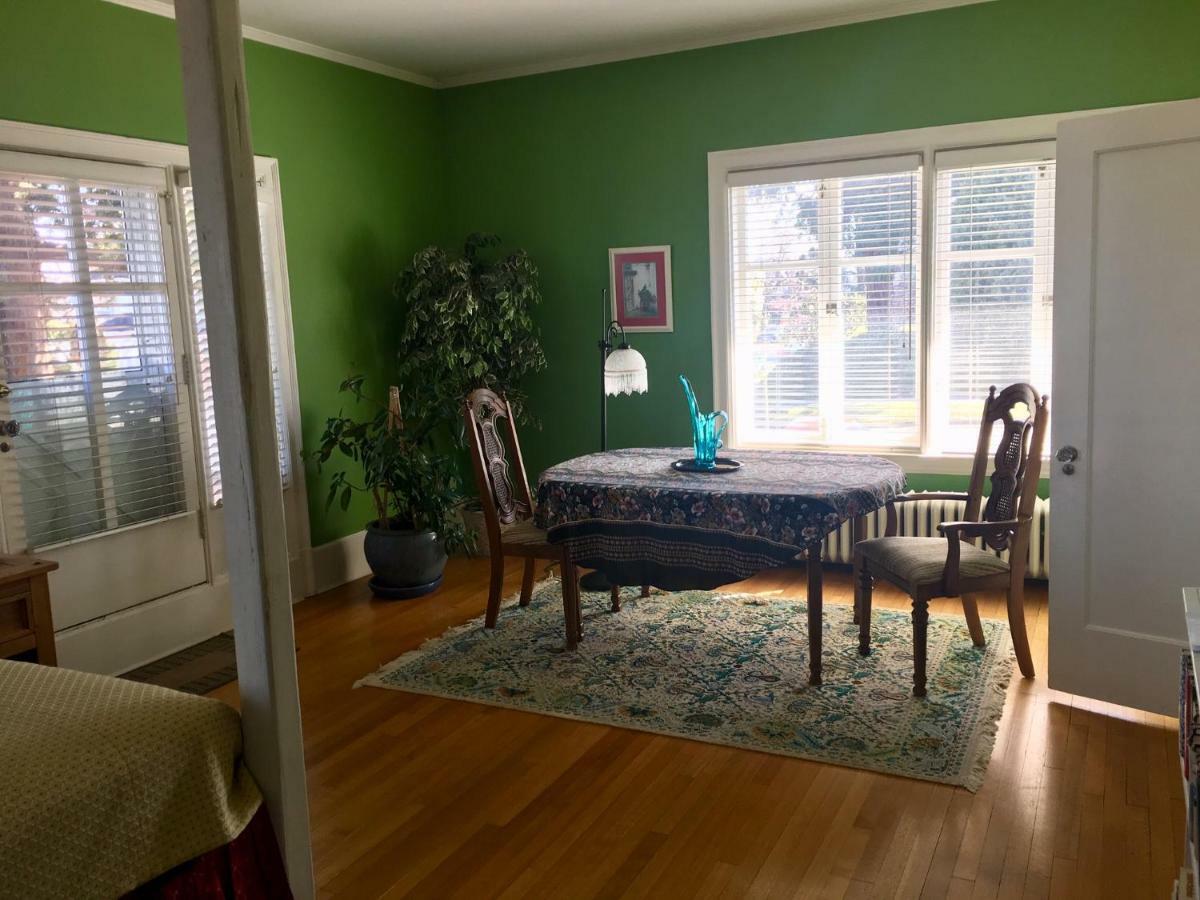 The Villa Bed & Breakfast (Adults Only) Tacoma Quarto foto