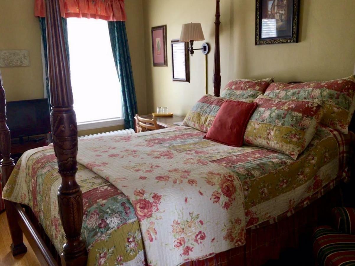 The Villa Bed & Breakfast (Adults Only) Tacoma Quarto foto